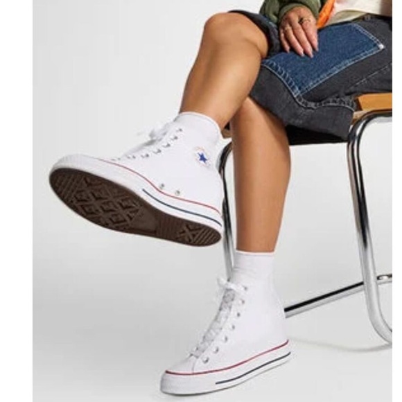 NIB Converse Chuck Taylor All Star White Wedge Platform Hi Top Shoes Women's 9.5 - Picture 2 of 11